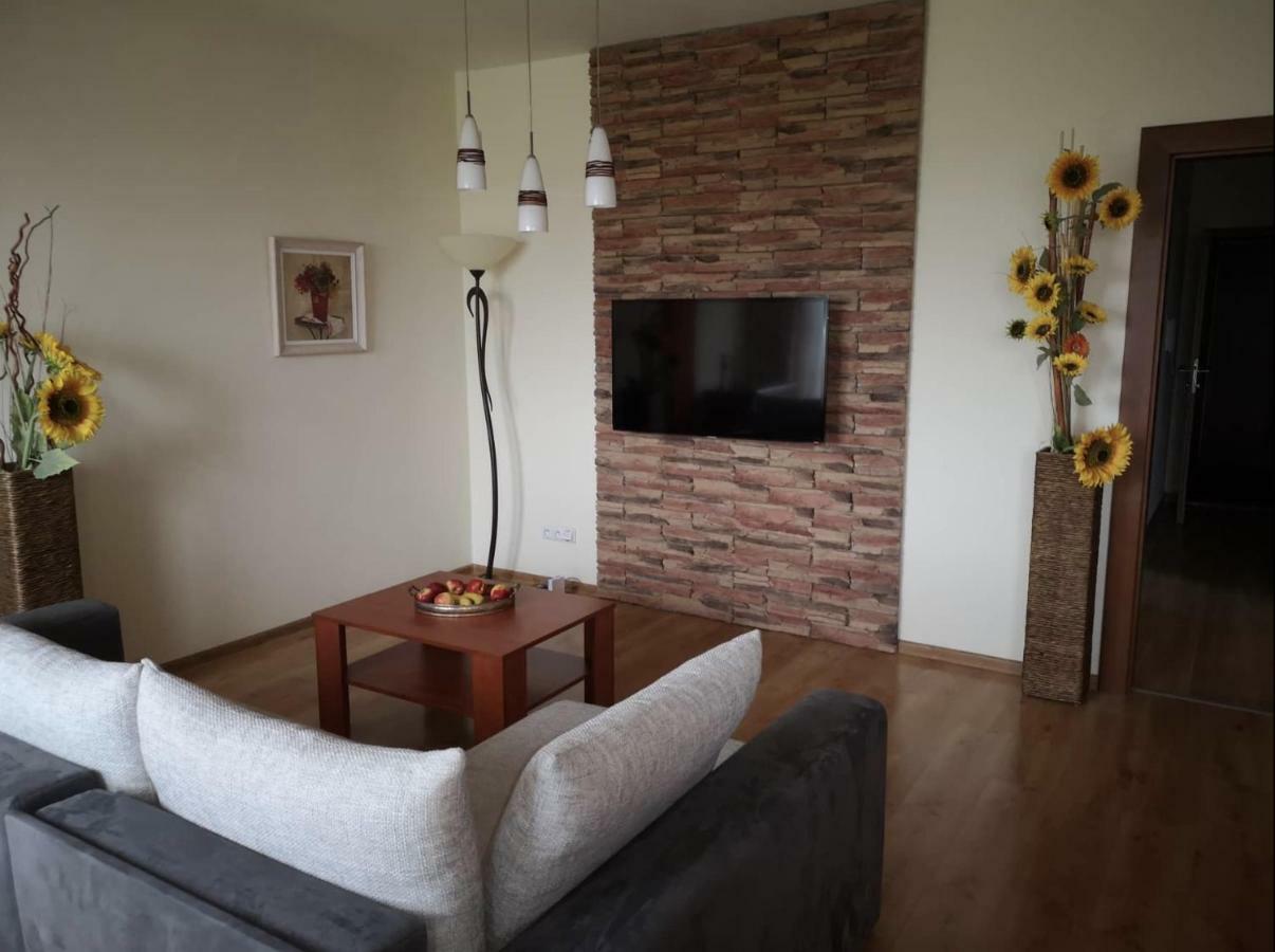 Апартаменты Apartman Velka Lomnica C7Ad2 Экстерьер фото