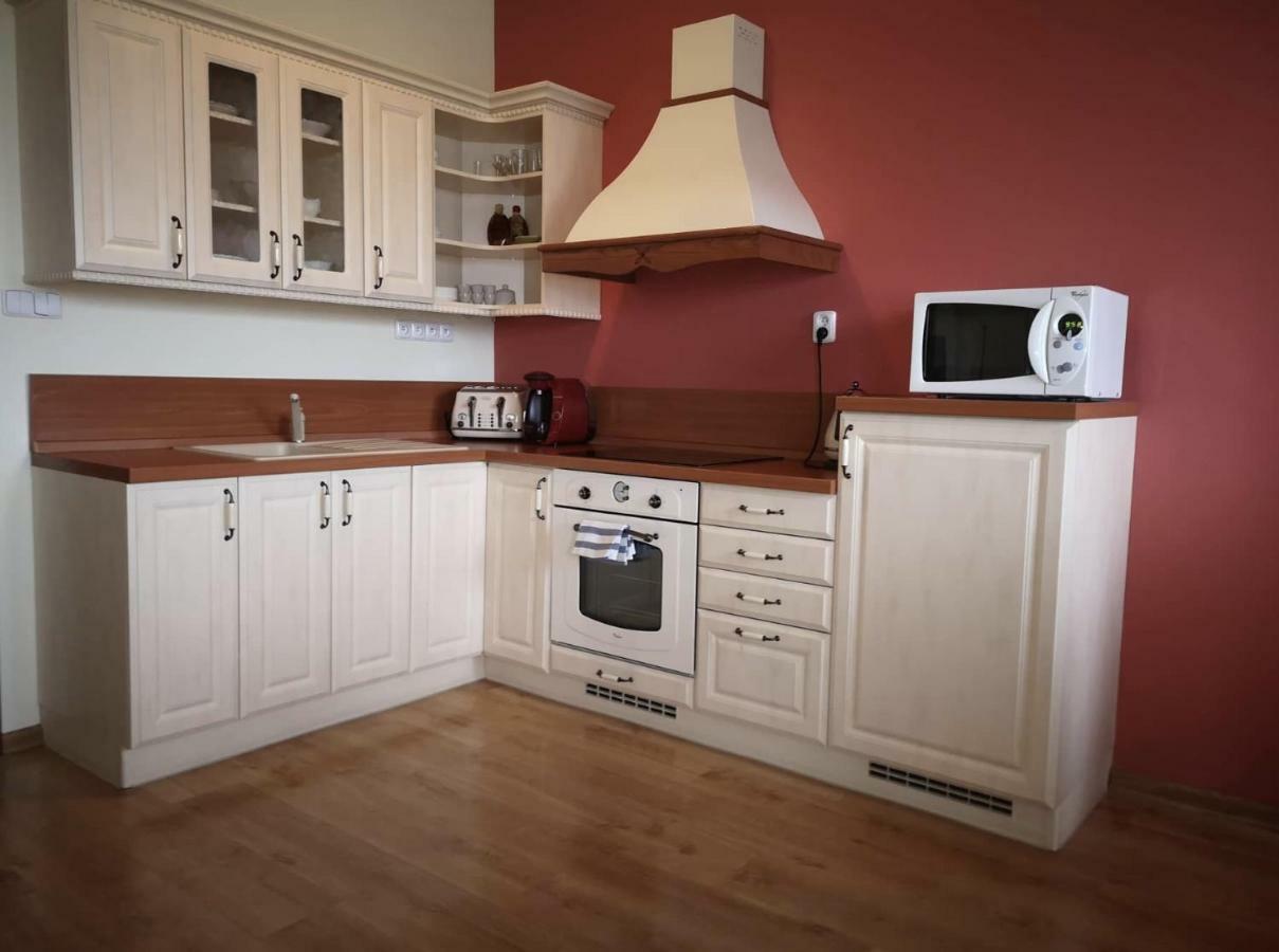 Апартаменты Apartman Velka Lomnica C7Ad2 Экстерьер фото