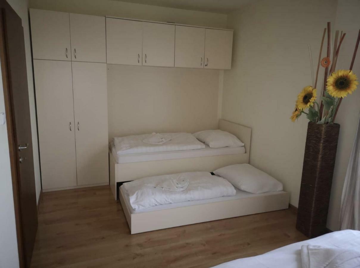 Апартаменты Apartman Velka Lomnica C7Ad2 Экстерьер фото