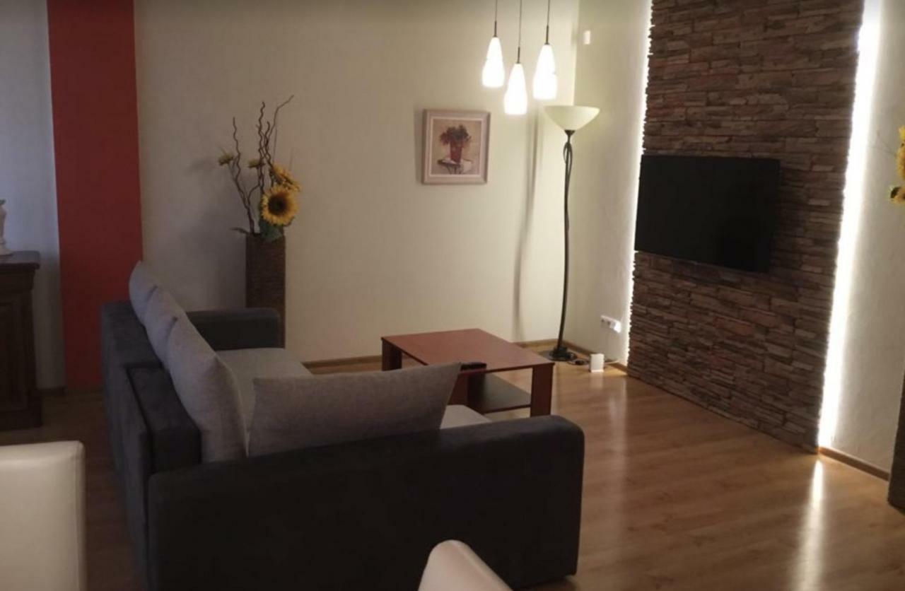 Апартаменты Apartman Velka Lomnica C7Ad2 Экстерьер фото